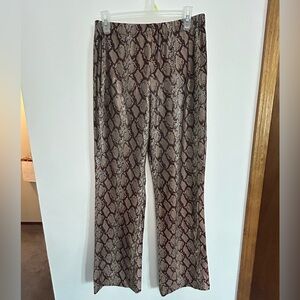 Stylish Snakeskin Print Women's Trousers